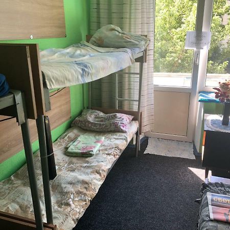 Hikkaduwa Hostel Kiev Luaran gambar