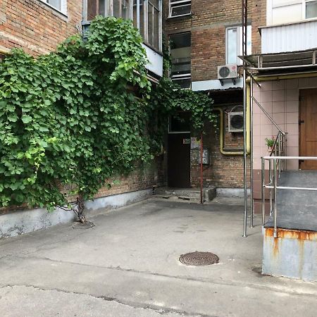 Hikkaduwa Hostel Kiev Luaran gambar
