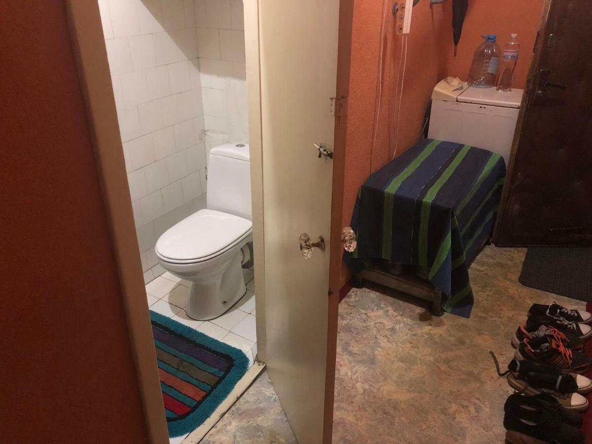 Hikkaduwa Hostel Kiev Luaran gambar