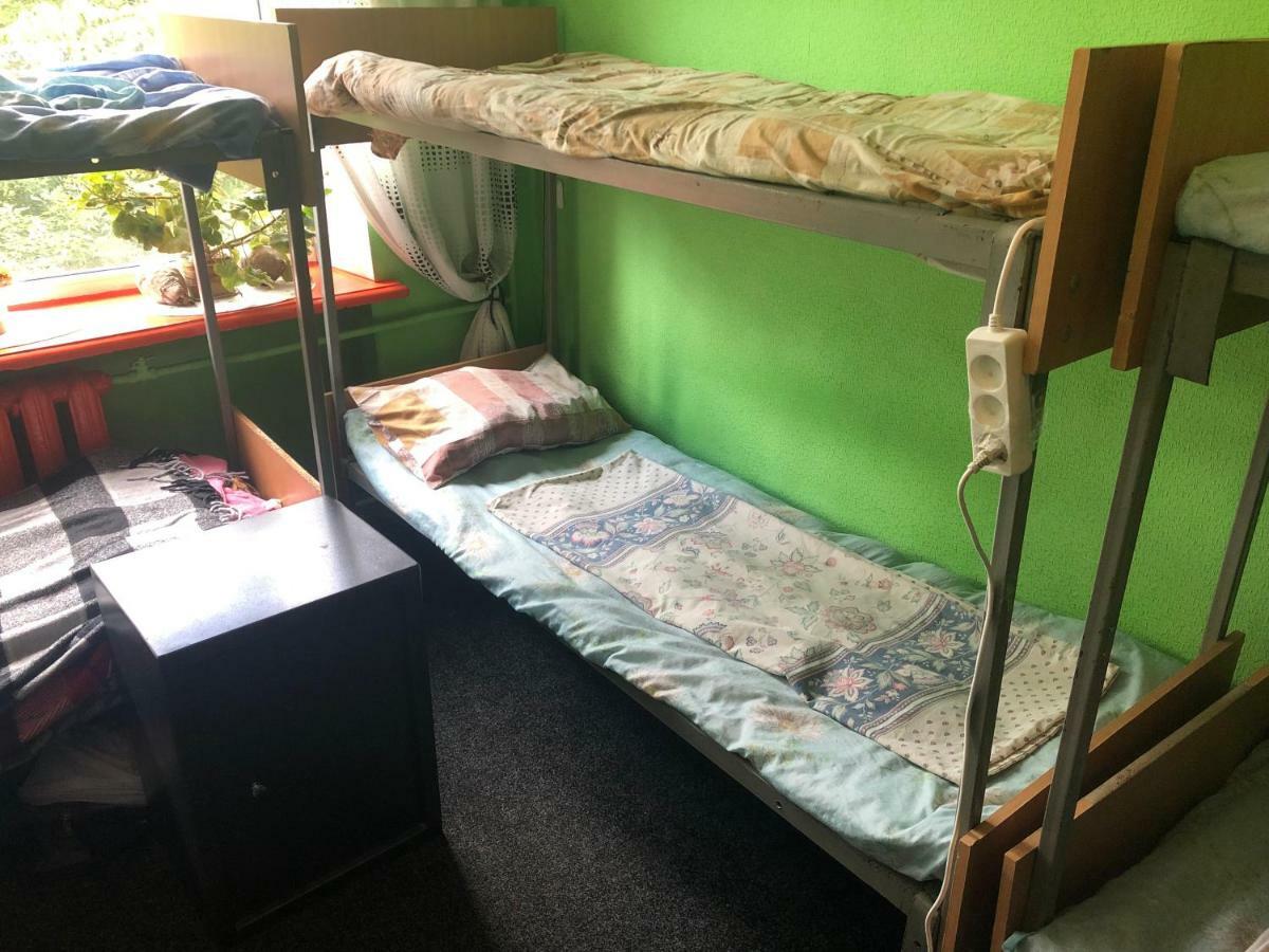 Hikkaduwa Hostel Kiev Luaran gambar